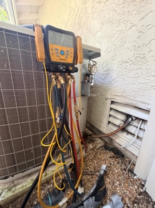 HVAC technician diagnosing AC system not cooling in Del Mar CA